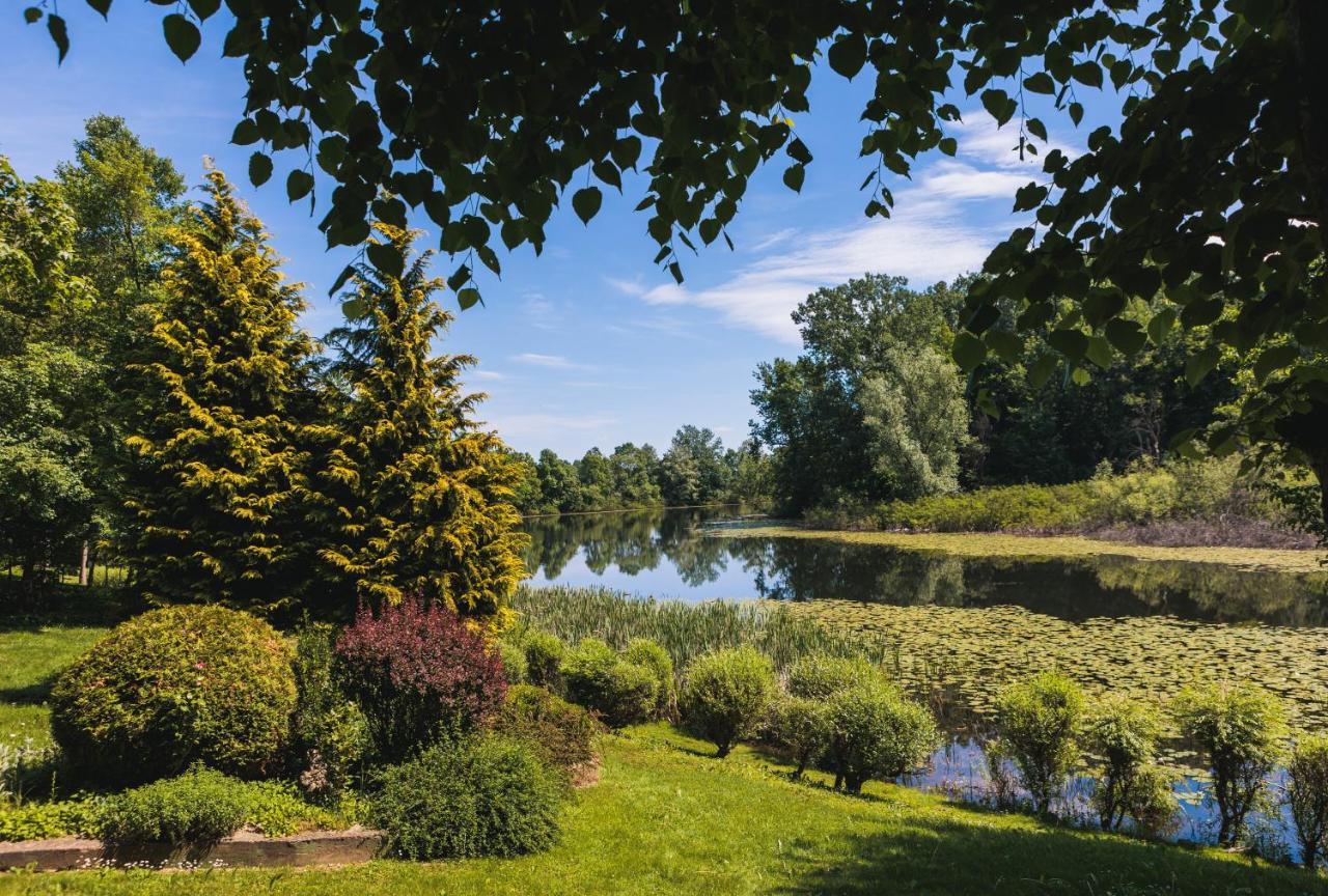 Rajski Vrt - Lake House - Paradise Garden Sisak Eksteriør billede